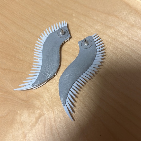 Mignonne Gavigan Madeline Earrings - Baby Blue & White - Picture 5 of 5